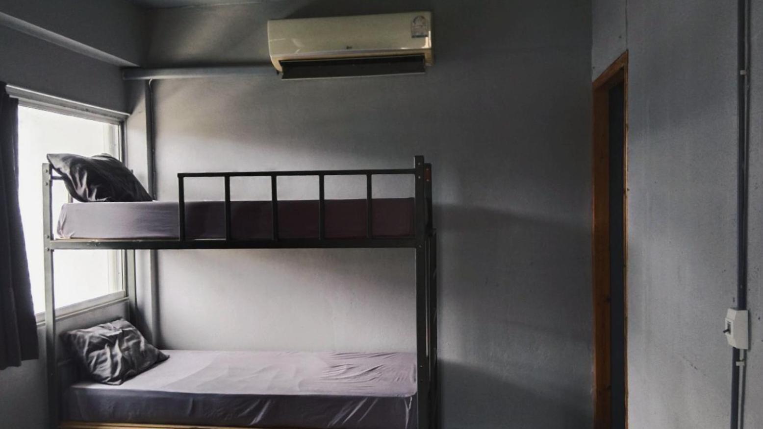 Youyen Hostel Bangkok Buitenkant foto