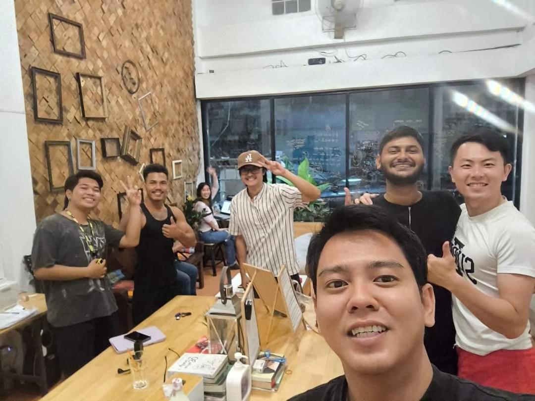 Youyen Hostel Bangkok Buitenkant foto